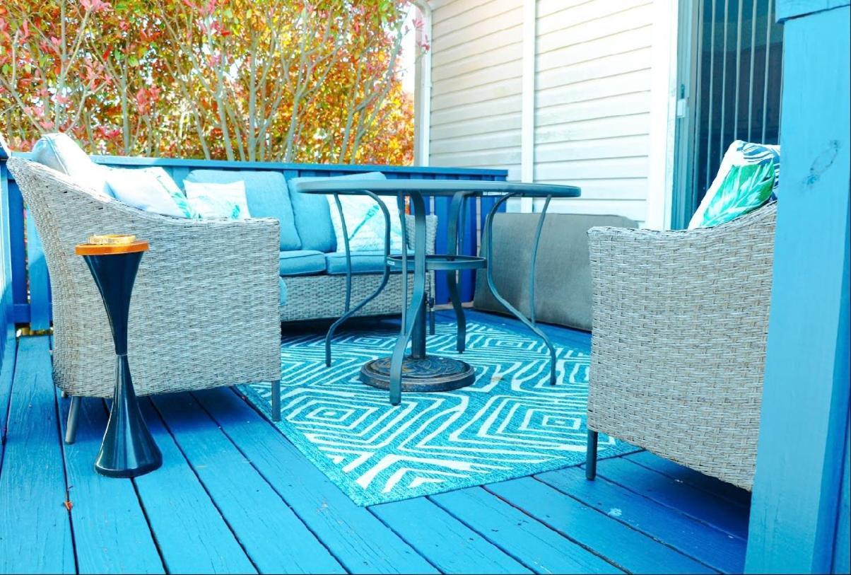 Stylish Cozy Quiet Family Retreat And Romantic Getaway Sleeps Up To 7 With Fast Wifi, Free Parking, Work Station, Alexa Enabled, Fenced In Backyard For Pets Grill Party Patio, Porch, Beach, Canal, Stadium,Boardwalk Restaurants, And Much More! 大西洋城 外观 照片